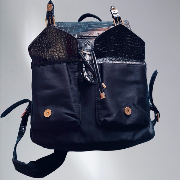 Victoria’s Secret black backbags/bookbag - Picture 6 of 10